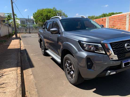 NISSAN-FRONTIER-2024
