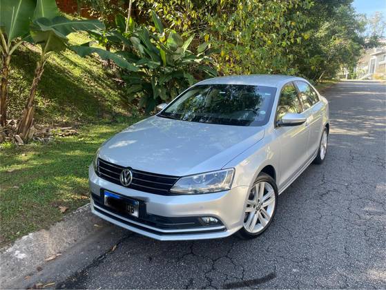 VOLKSWAGEN JETTA 2.0 TSI HIGHLINE 211CV GASOLINA 4P TIPTRONIC