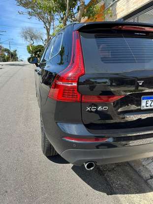 VOLVO-XC60-2019