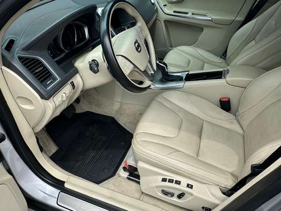 VOLVO-XC60-2.0 T5 INSCRIPTION GASOLINA 4P AUTOMÁTICO VOLVO-XC60-2016