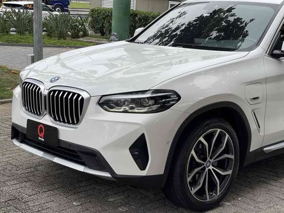 BMW-X3-2022