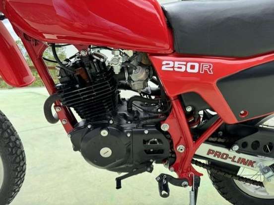 HONDA-XL 250R HONDA-XL 250R-1983