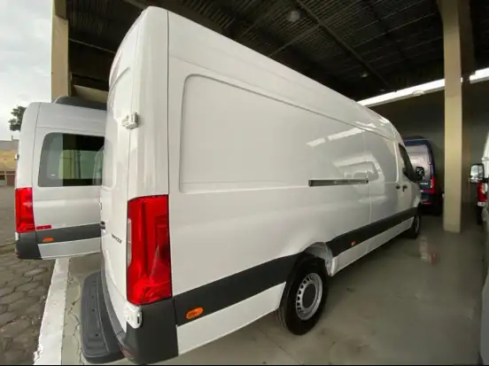 MERCEDES-BENZ-SPRINTER-2.0 CDI DIESEL FURGÃO 317 STREET TA EXTRA LONGO MANUAL MERCEDES-BENZ-SPRINTER-2025