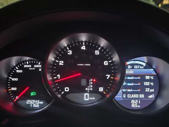 PORSCHE-MACAN-2.0 16V GASOLINA 4P AUTOMÁTICO PORSCHE-MACAN-2018
