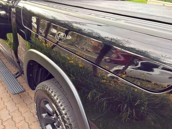 RAM-1500-5.7 V8 GASOLINA REBEL CD 4X4 AUTOMÁTICO RAM-1500-2022