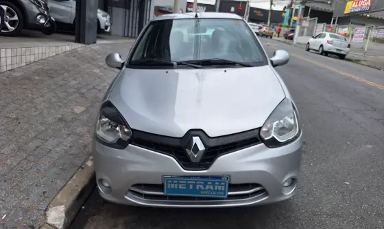 RENAULT CLIO 1.0 EXPRESSION 16V FLEX 4P MANUAL