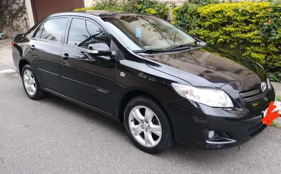 TOYOTA-COROLLA-2010