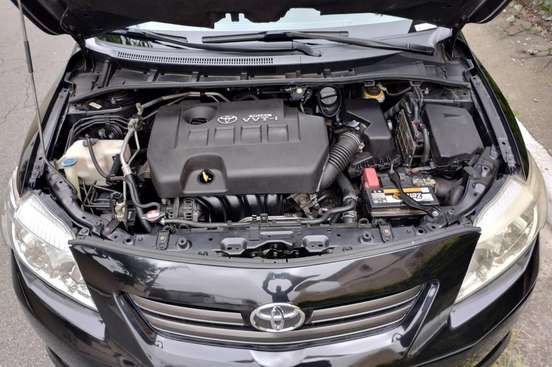 TOYOTA-COROLLA-2010
