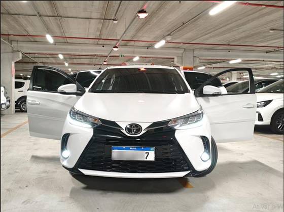 TOYOTA YARIS 1.5 16V FLEX SEDAN XLS MULTIDRIVE