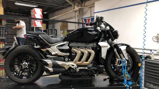 TRIUMPH-ROCKET III R-2020