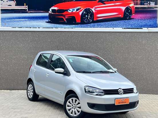 VOLKSWAGEN-FOX-2013