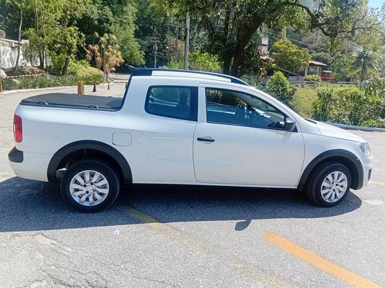 VOLKSWAGEN SAVEIRO 2016 1.6 MI TRENDLINE CD 8V FLEX 2P MANUAL