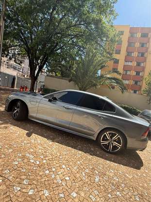 VOLVO-S60-2.0 T8 R-DESIGN HÍBRIDO 4P AUTOMÁTICO VOLVO-S60-2019