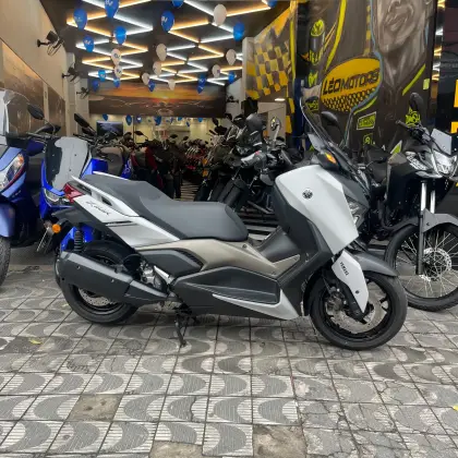YAMAHA XMAX 250 CONNECTED ABS 