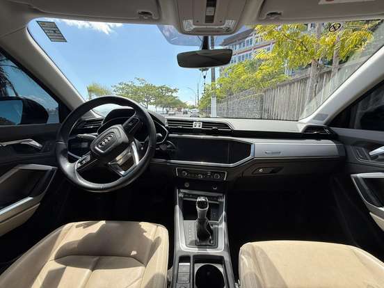 AUDI-Q3-2020