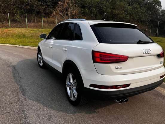 AUDI-Q3-2.0 TFSI AMBITION QUATTRO 4P GASOLINA S TRONIC AUDI-Q3-2015