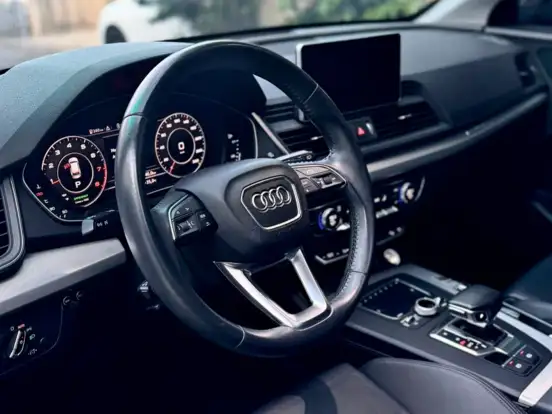 AUDI-Q5-2.0 TFSI GASOLINA ATTRACTION S TRONIC AUDI-Q5-2017