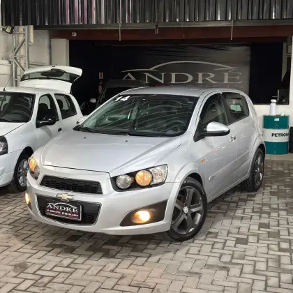 CHEVROLET SONIC 1.6 LTZ 16V FLEX 4P AUTOMÁTICO CHEVROLET SONIC 1.6 LTZ 16V FLEX 4P AUTOMÁTICO