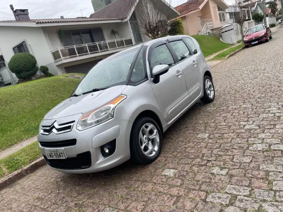 CITROËN C3 PICASSO 1.6 FLEX TENDANCE BVA CITROËN C3 PICASSO 1.6 FLEX TENDANCE BVA
