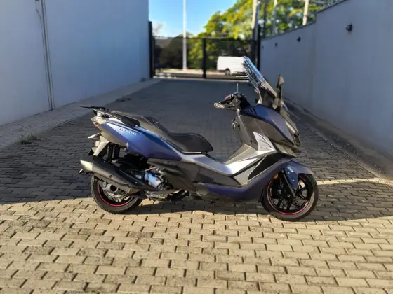DAFRA CRUISYM 300 DAFRA CRUISYM 300