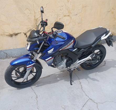 HONDA CB TWISTER 