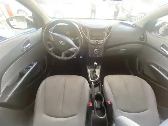 HYUNDAI-HB20X-1.6 16V PREMIUM FLEX 4P AUTOMÁTICO HYUNDAI-HB20X-2014