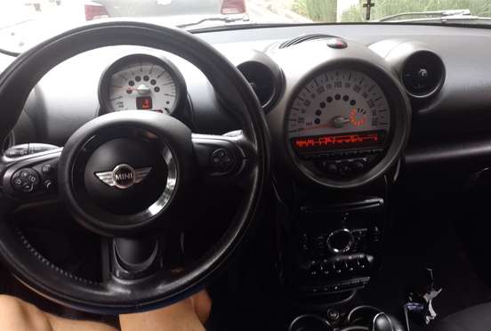 MINI-COUNTRYMAN-2011