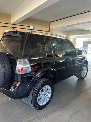 MITSUBISHI-PAJERO TR4-2011