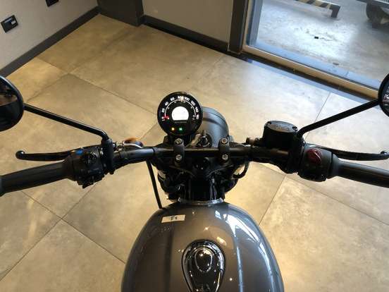 ROYAL ENFIELD-HUNTER 350-2024