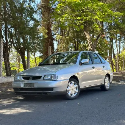 SEAT CORDOBA 1.8 SXE 8V GASOLINA 4P MANUAL