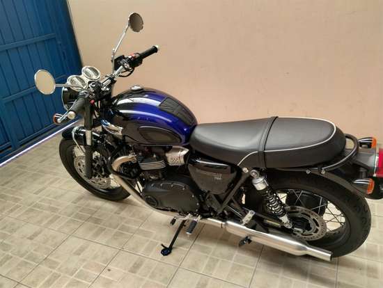 TRIUMPH-BONNEVILLE T100 900-2024