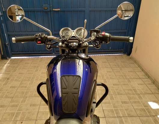 TRIUMPH-BONNEVILLE T100 900-2024