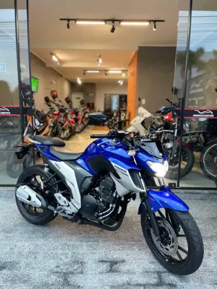 YAMAHA FZ25 FAZER ABS 
