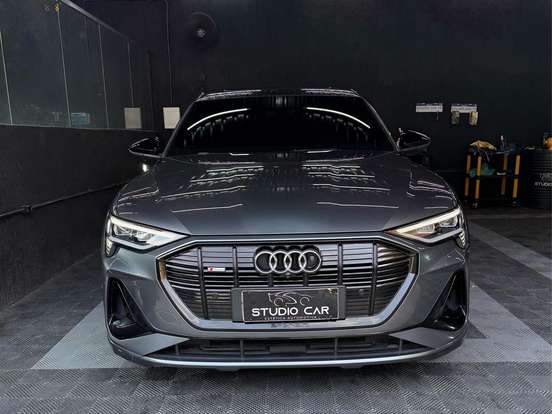 AUDI-E-TRON-ELÉTRICO SPORTBACK PERFORMANCE BLACK QUATTRO AUDI-E-TRON-2022