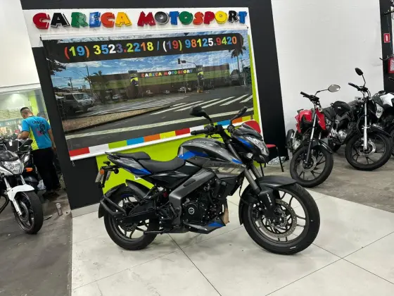 BAJAJ DOMINAR 200 