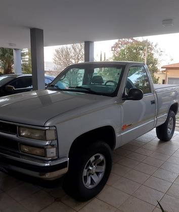 CHEVROLET SILVERADO 4.2 D-20 RODEIO 4X2 CS 18V TURBO INTERCOOLER DIESEL 2P MANUAL