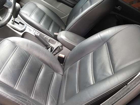 FORD-FOCUS-2.0 GHIA 16V FLEX 4P AUTOMÁTICO FORD-FOCUS-2011