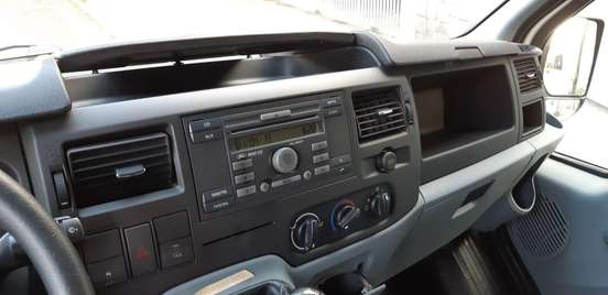 FORD-TRANSIT-2011