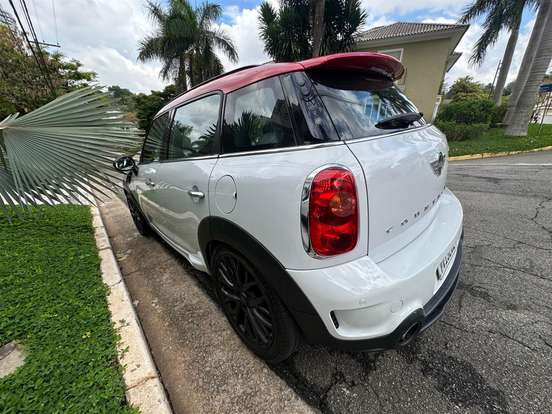 MINI-COUNTRYMAN-1.6 JOHN WORKS ALL4 16V GASOLINA 4P AUTOMÁTICO MINI-COUNTRYMAN-2014