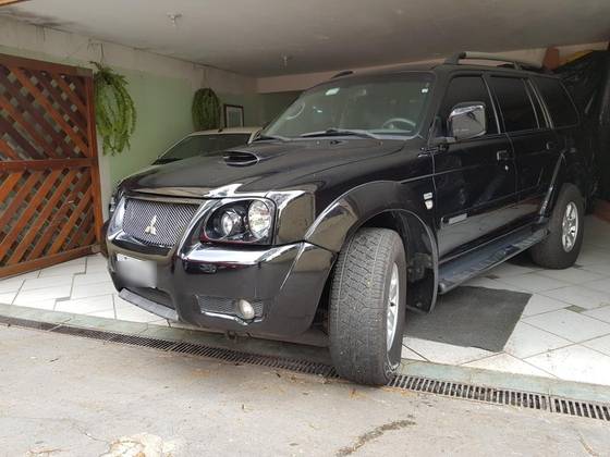 MITSUBISHI PAJERO SPORT 3.5 HPE 4X4 V6 24V GASOLINA 4P AUTOMÁTICO