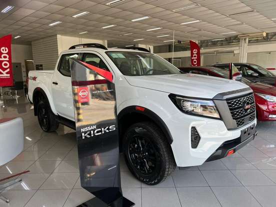 NISSAN-FRONTIER-2022