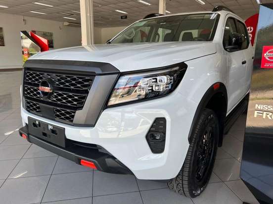 NISSAN-FRONTIER-2022
