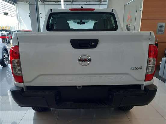NISSAN-FRONTIER-2023