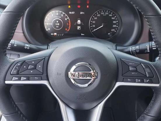 NISSAN-KICKS-2023