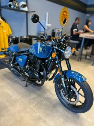 ROYAL ENFIELD SHOTGUN 650 PLASMA BLUE ROYAL ENFIELD SHOTGUN 650 PLASMA BLUE
