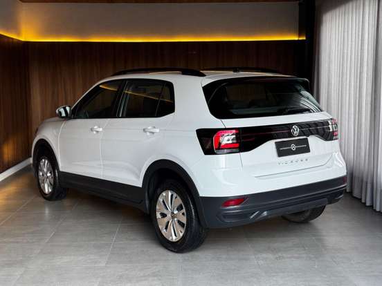 VOLKSWAGEN-T-CROSS-2021