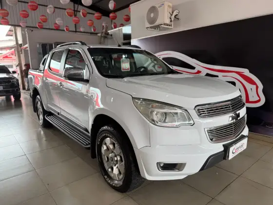 CHEVROLET S10 2.4 LTZ 4X2 CD 8V FLEX 4P MANUAL CHEVROLET S10 2.4 LTZ 4X2 CD 8V FLEX 4P MANUAL