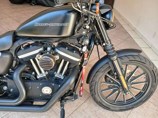 HARLEY-DAVIDSON-SPORTSTER XL 883N IRON-2011