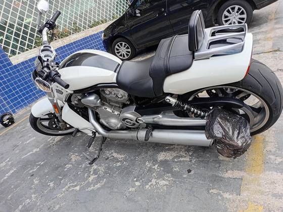 HARLEY-DAVIDSON V-ROD MUSCLE 