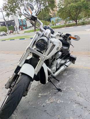 HARLEY-DAVIDSON-V-ROD MUSCLE-2016